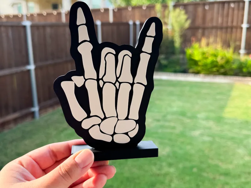 Rock On Skeleton Stand Up Sign