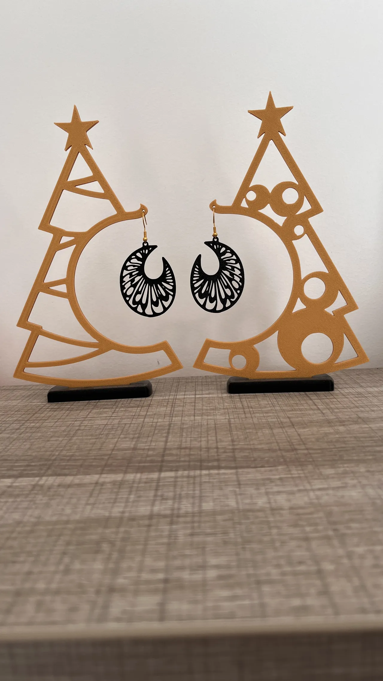 Earrings - Fashion 04 view 2