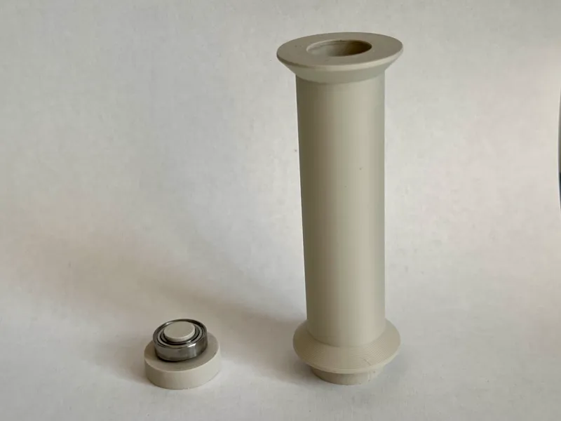 V2: Polydryer smooth spool holder