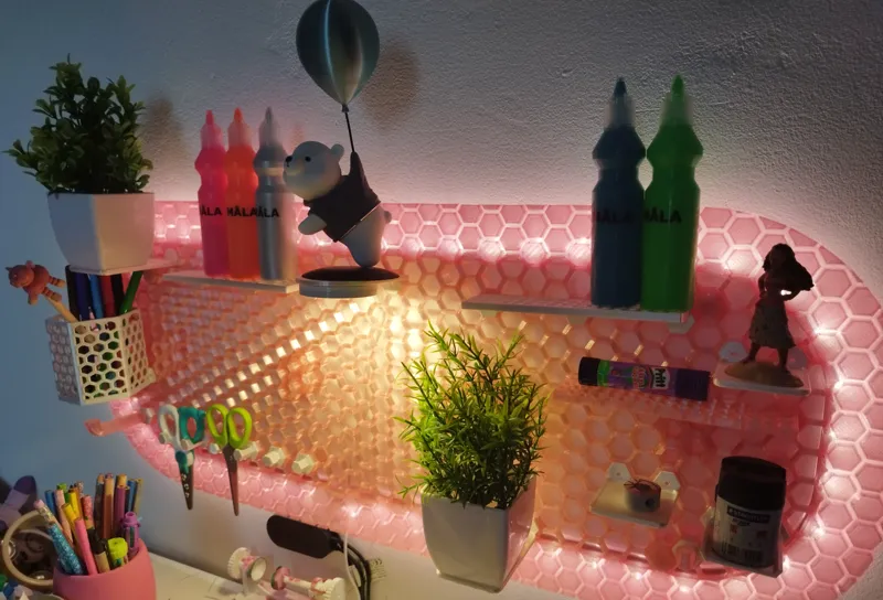 Honeycomb storage wall with LED - for the A1 mini
