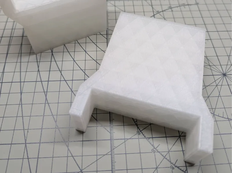 Wall spacer for secretlab magnus pro desk