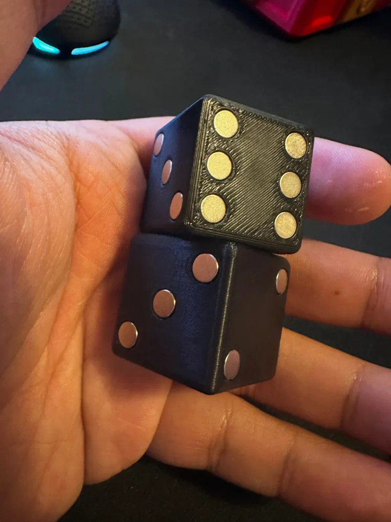 Full Magnetic Dice - Fidget Toy