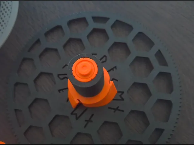 Kraken - Adaptive Spool Holder