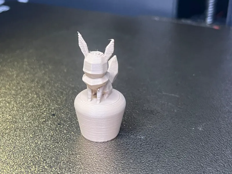 Botteöstopper Low Poly Evoli