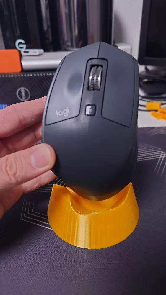 Logitech MX Mouse Mount by ゴールドアムール MakerWorld: Download Free 3D Models