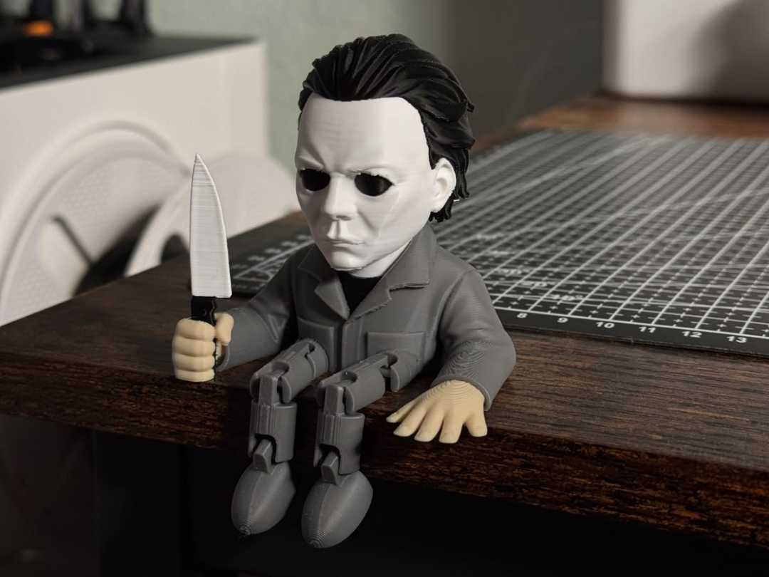 The Shape Stalker | Halloween Shelf Sitter #18 - 1