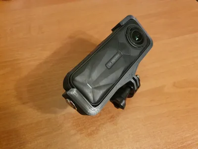 Insta360 X5 horizontal mount