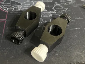 Agganci gambe per tripode da 16mm