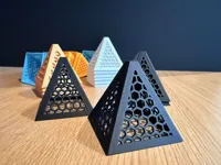 Small hexagon pattern - 0.2mm layer, 4 walls, 15% infill
