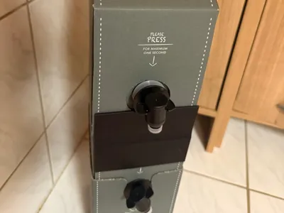 Simple Juicebox Stand for stacking multiples