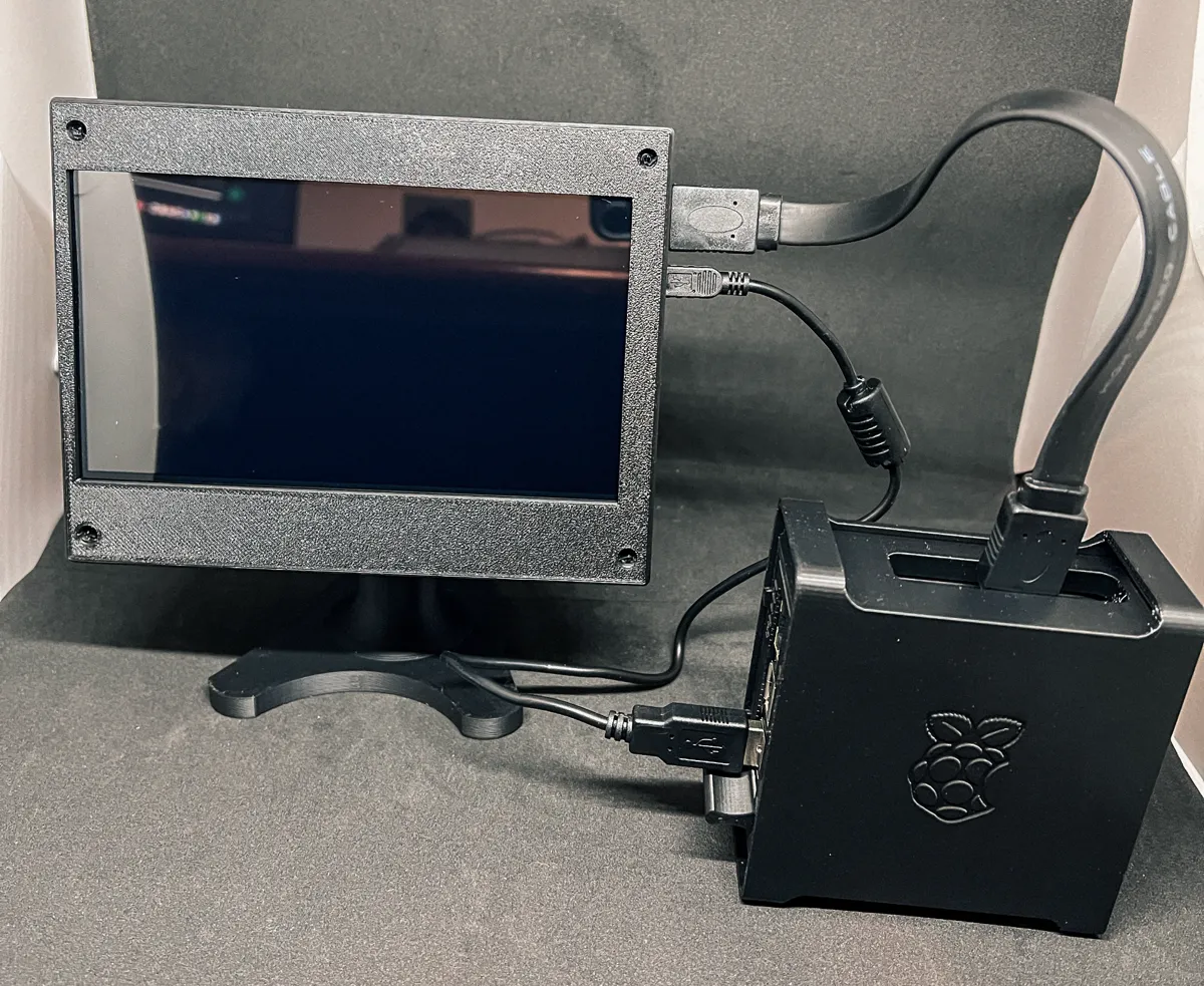Support bureau pour Raspberry Pi et écran