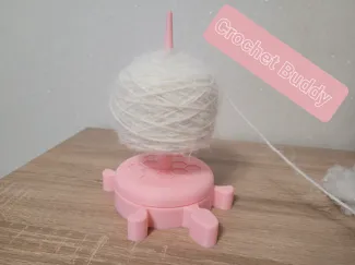 Crochet Buddy, the yarn turtle spinner