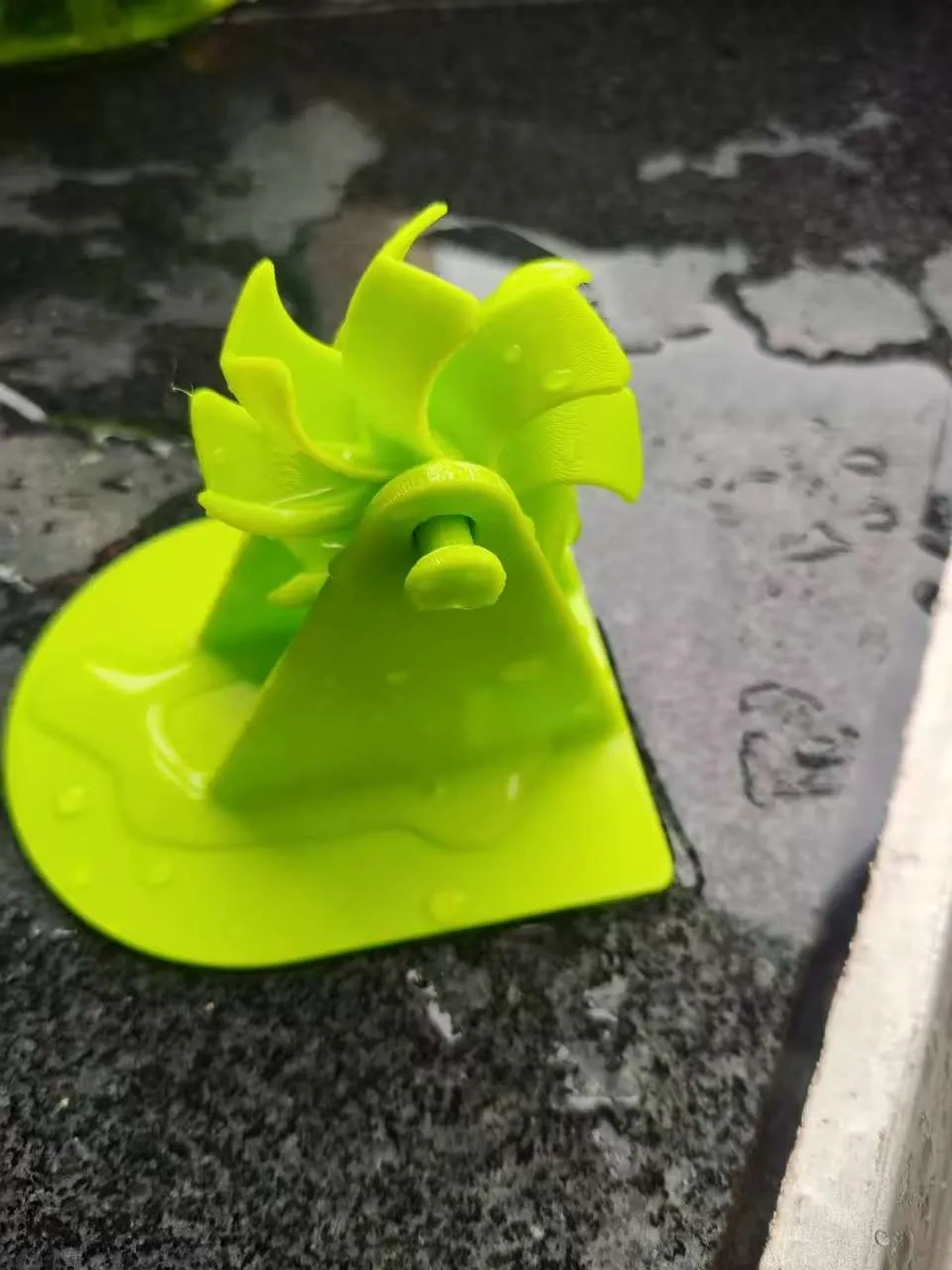 Miniatura 1 do modelo 3D 水车套件玩具