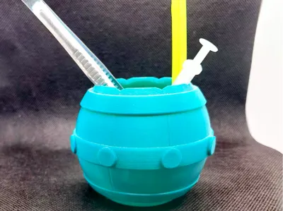 Wooden Barrel Pen Holder