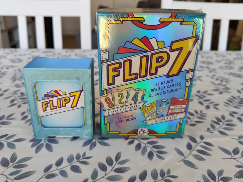 Flip 7 CARD HOLDER