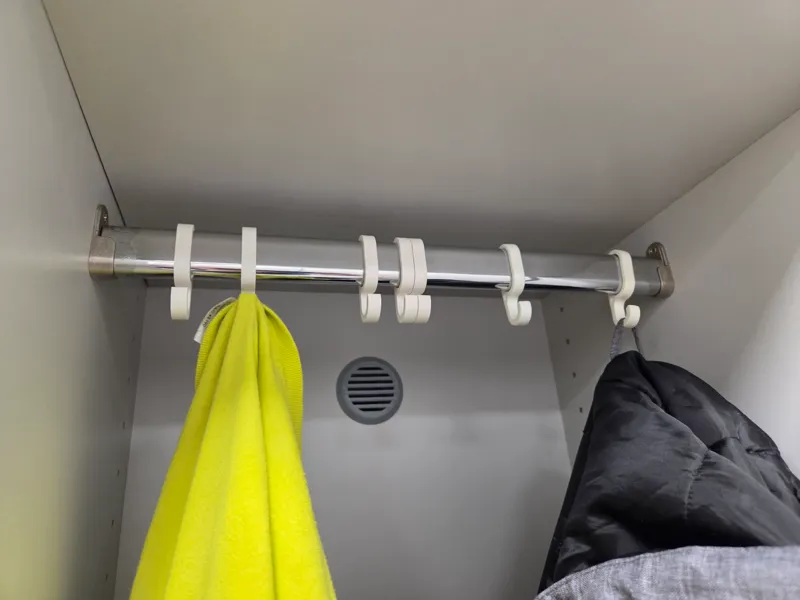 Wardrobe rod Hook
