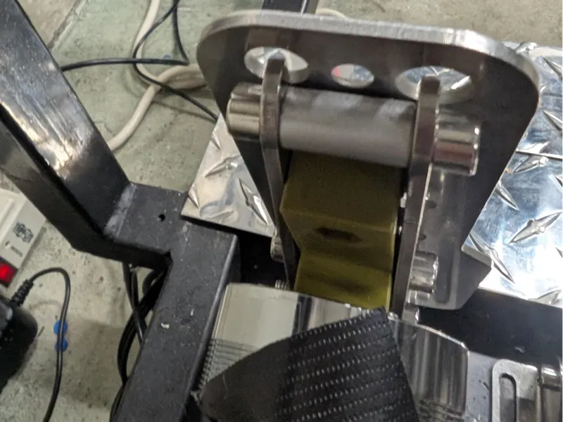 simjack throttle transducer mount