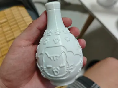 Antique Cat Vase - Meowdai White Vase
