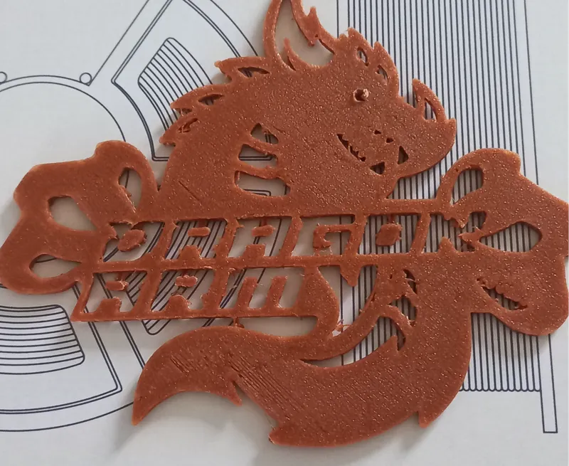 dragon scritta piu logo