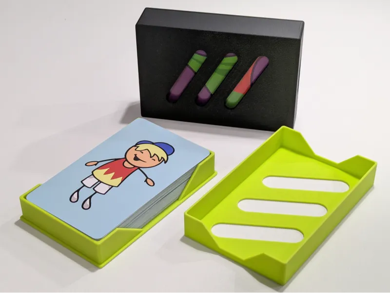 Parametric playing card holder