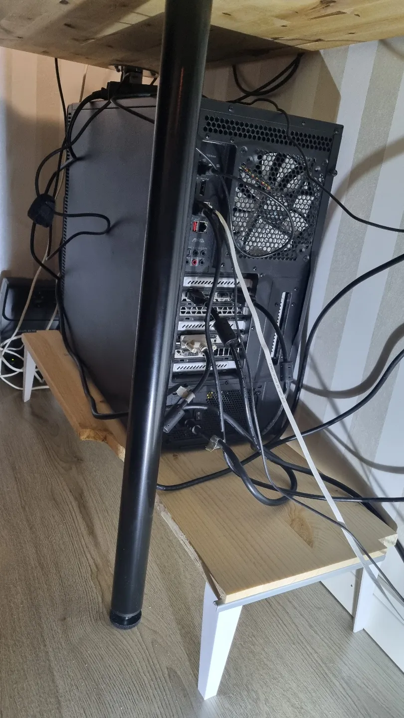 PC riser legs – 140 mm - Free 3D Print Model - MakerWorld