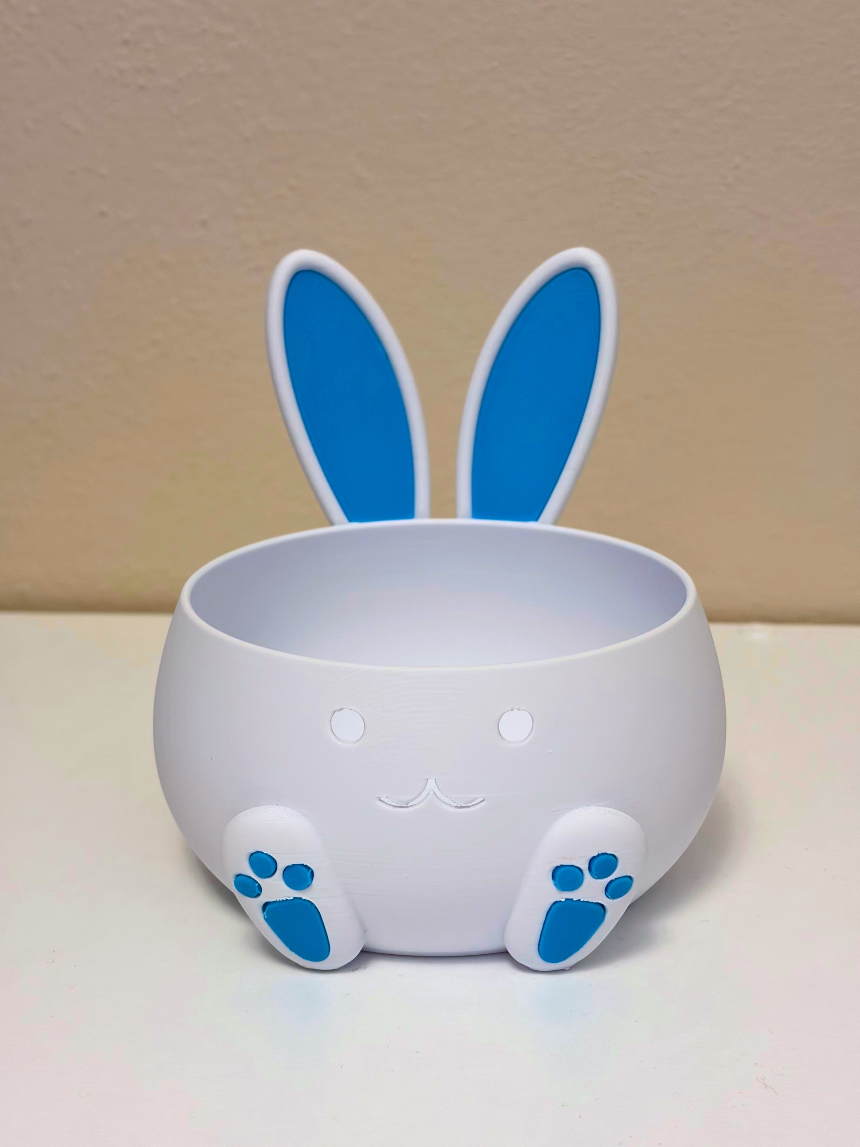 Miniatura 2 do modelo 3D Easter bunny candy bowl