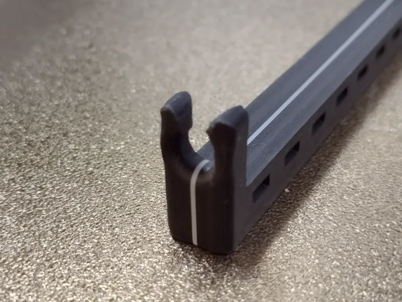 HDMI Secure lock with zip ties for Male to Female