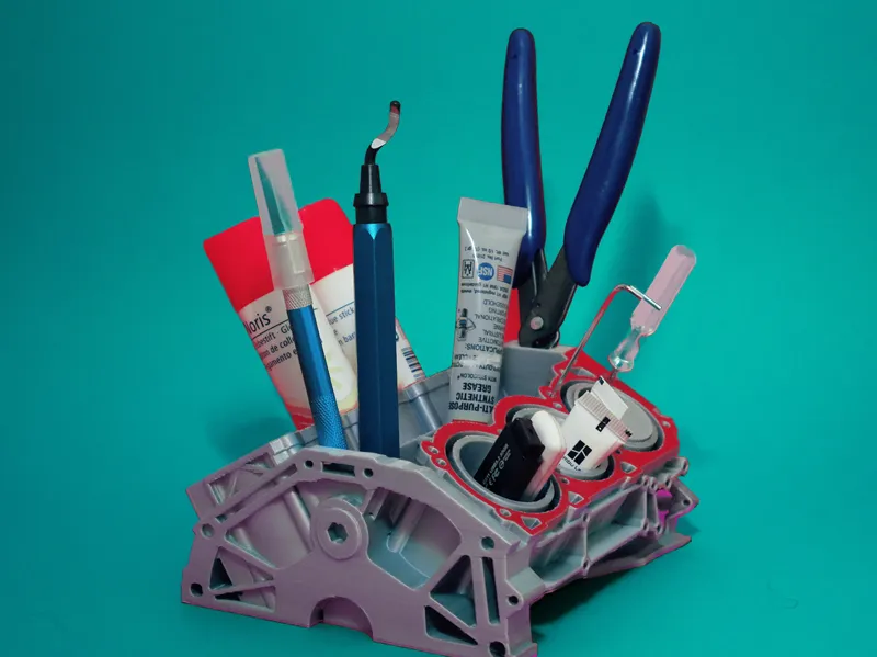 Engine Block Card and Pen Holder