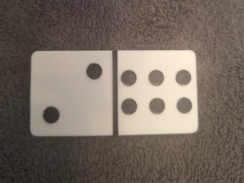 Domino generator