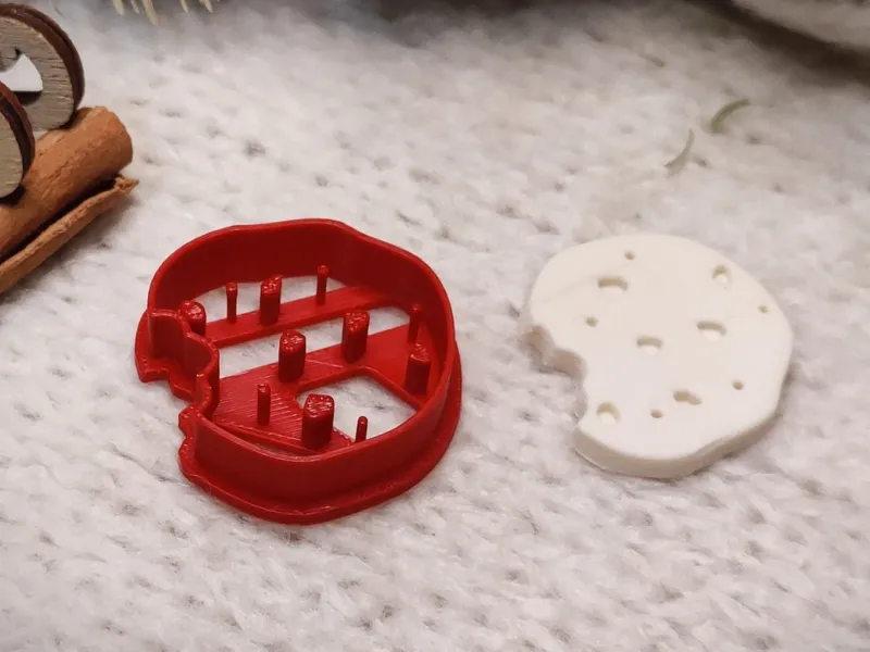 Over-eaten Cookie Christmas Cookie Cutter
