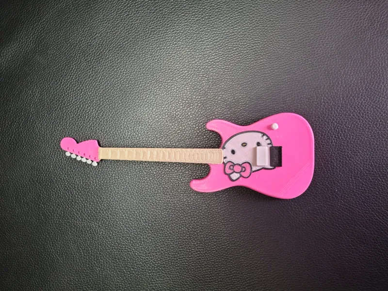 Mini Hello Kitty Guitar – Fender Stratocaster 