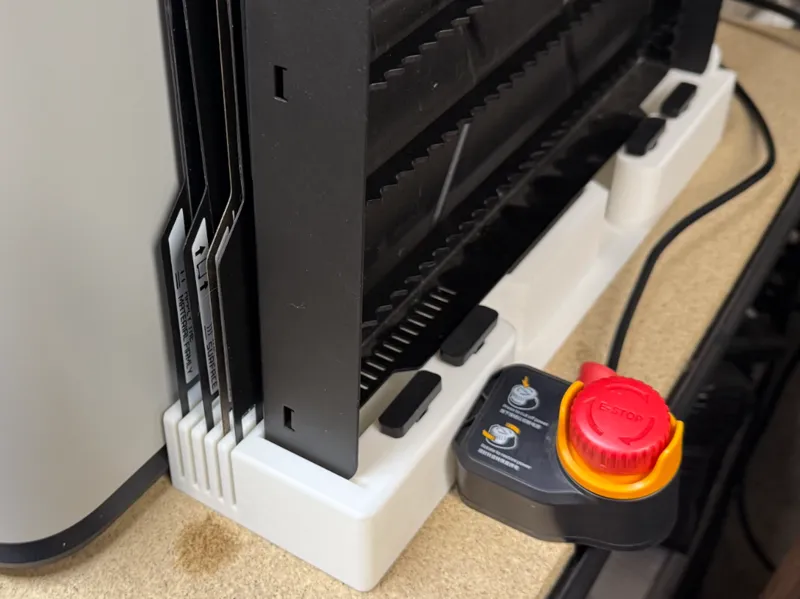 Laser plate holder with E-Stop