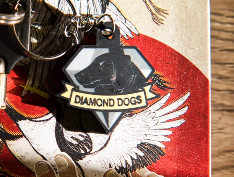 Metal Gear V - Diamond Dogs Keychain