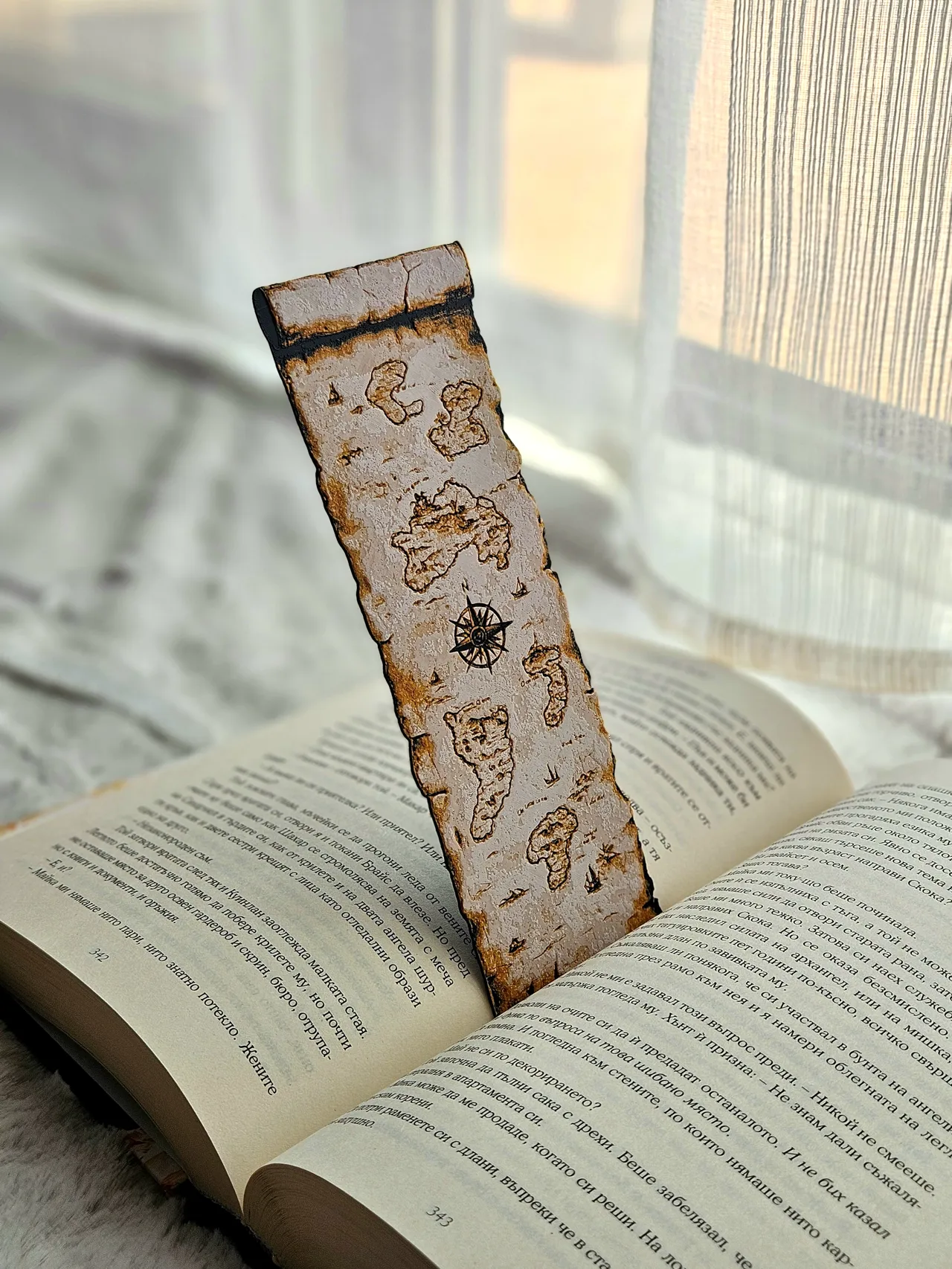 Pirate Map - Bookmark view 3