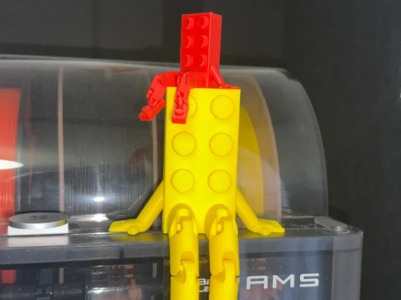 Brick with flexible legs  (L E G O)
