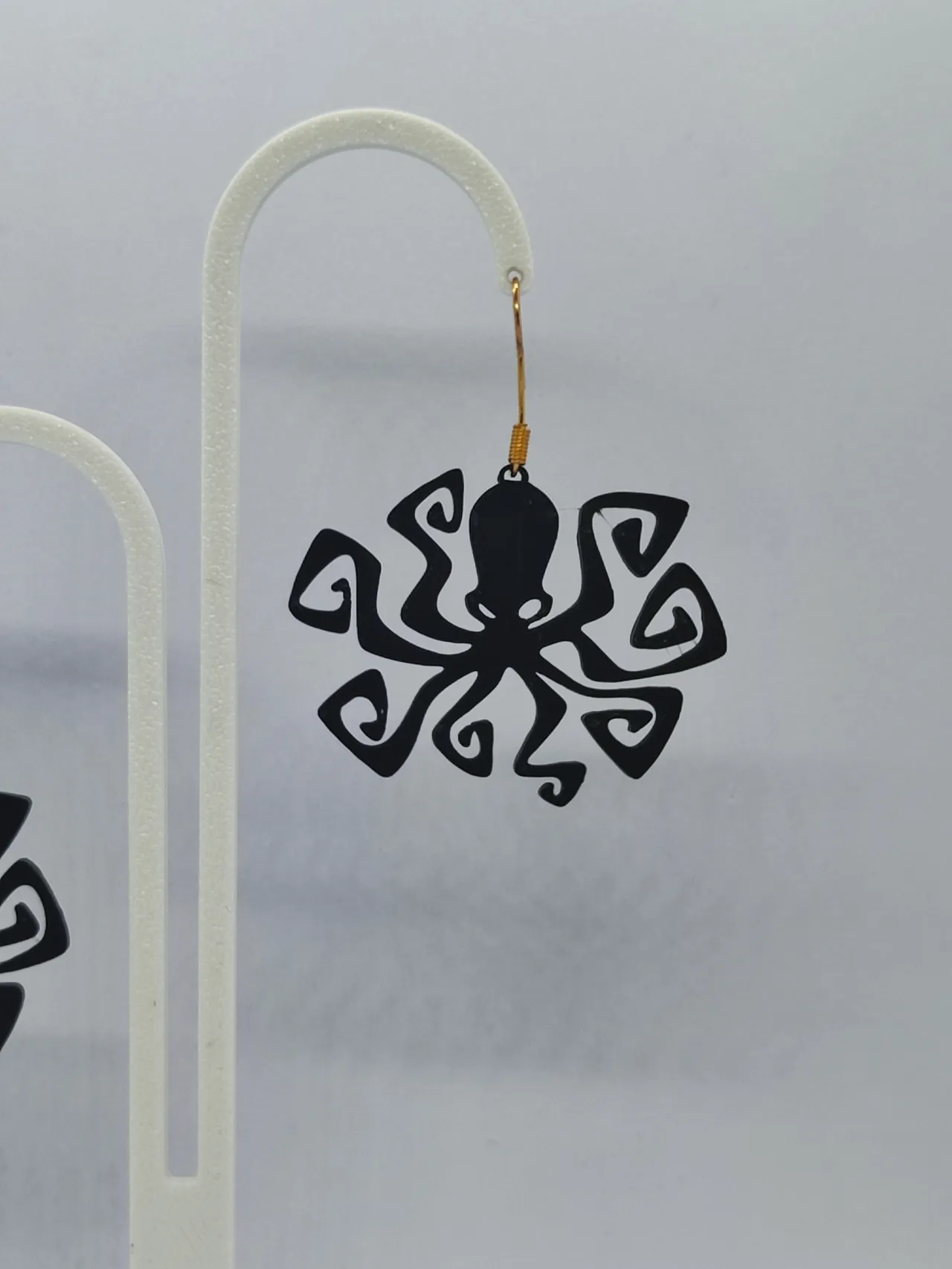 Pendientes Twisted Octopus view 4