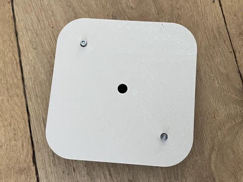 Lamp holder ceiling