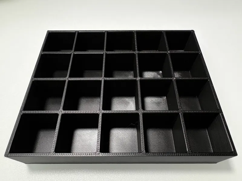 Simple Lipstick Organizer | Under 100 G | 20 Slots