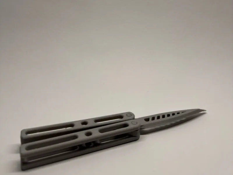 Butterfly Knife (No screws)