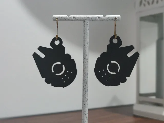 Aretes Millennium Silhouette