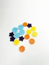 Circle with 4 holes button