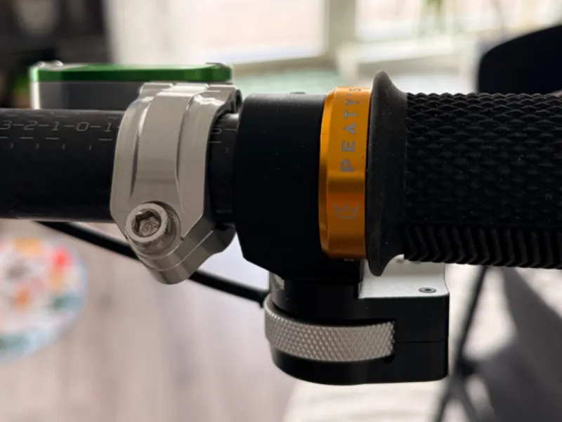 Spin Y2 Throttle Mount