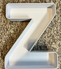 Grande lettre Z creuse — photo 1