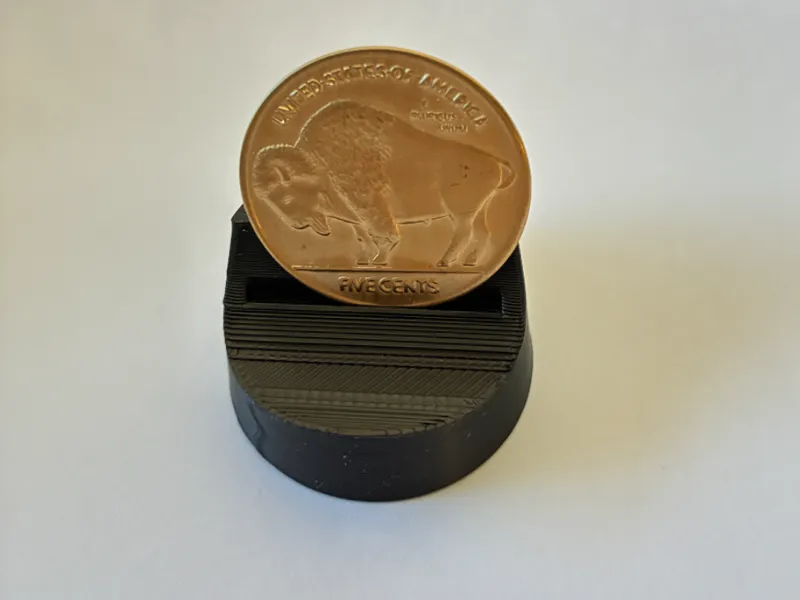 Minimalist Quarter Display Stand