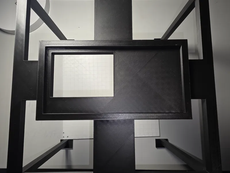 phone holder for photo modeling 