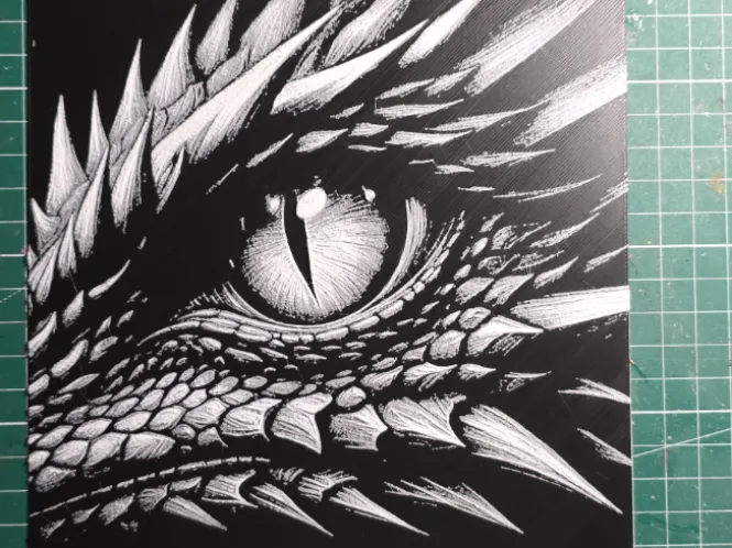 Dragon Eye Chroma Canvas Hueforge 3 Colour