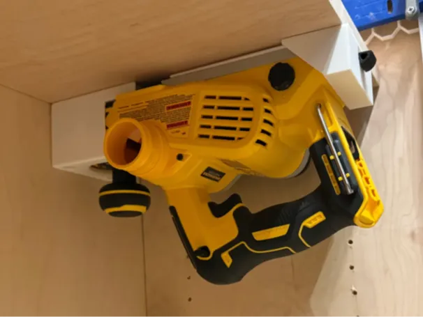 DeWALT DCP580 Planer - Universal Wall Mount