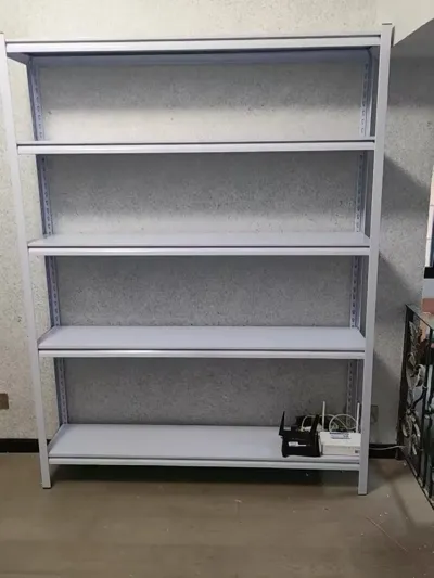 Shelf Supports, End Protection