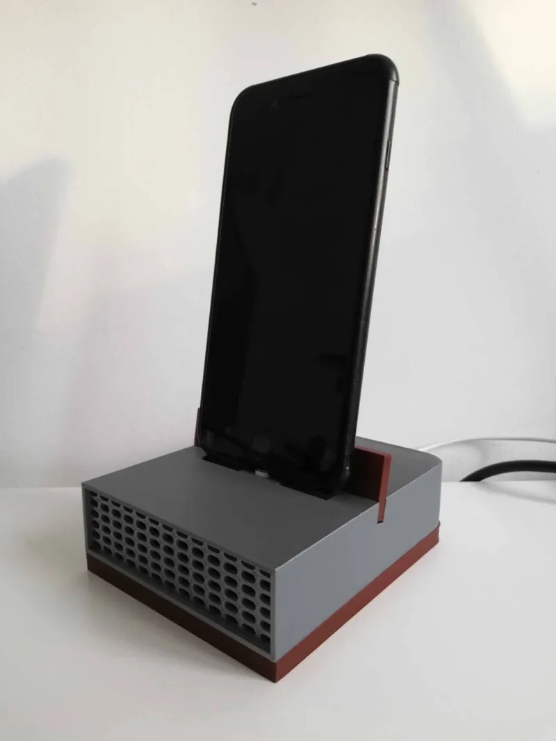 phone loudener-charger