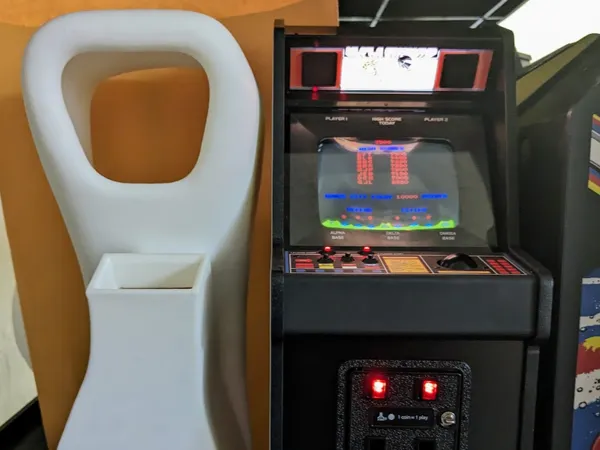 Borne d'arcade miniature Computer Space